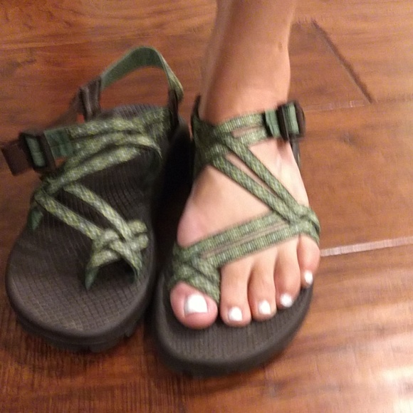 Chacos - Picture 2 of 6